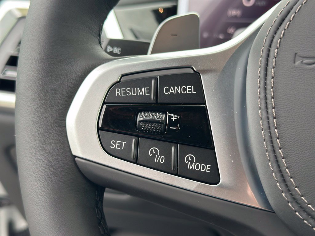 New 2026 Alpine White BMW xDrive40i image 32