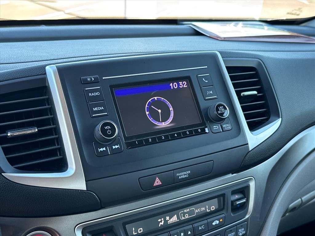 Certified Used 2019 Lunar Silver Metallic Honda RTL image 22