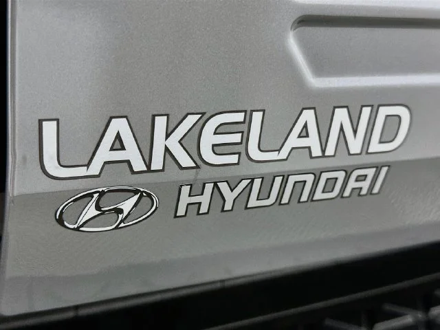 New 2027 Gray Hyundai SE image 25