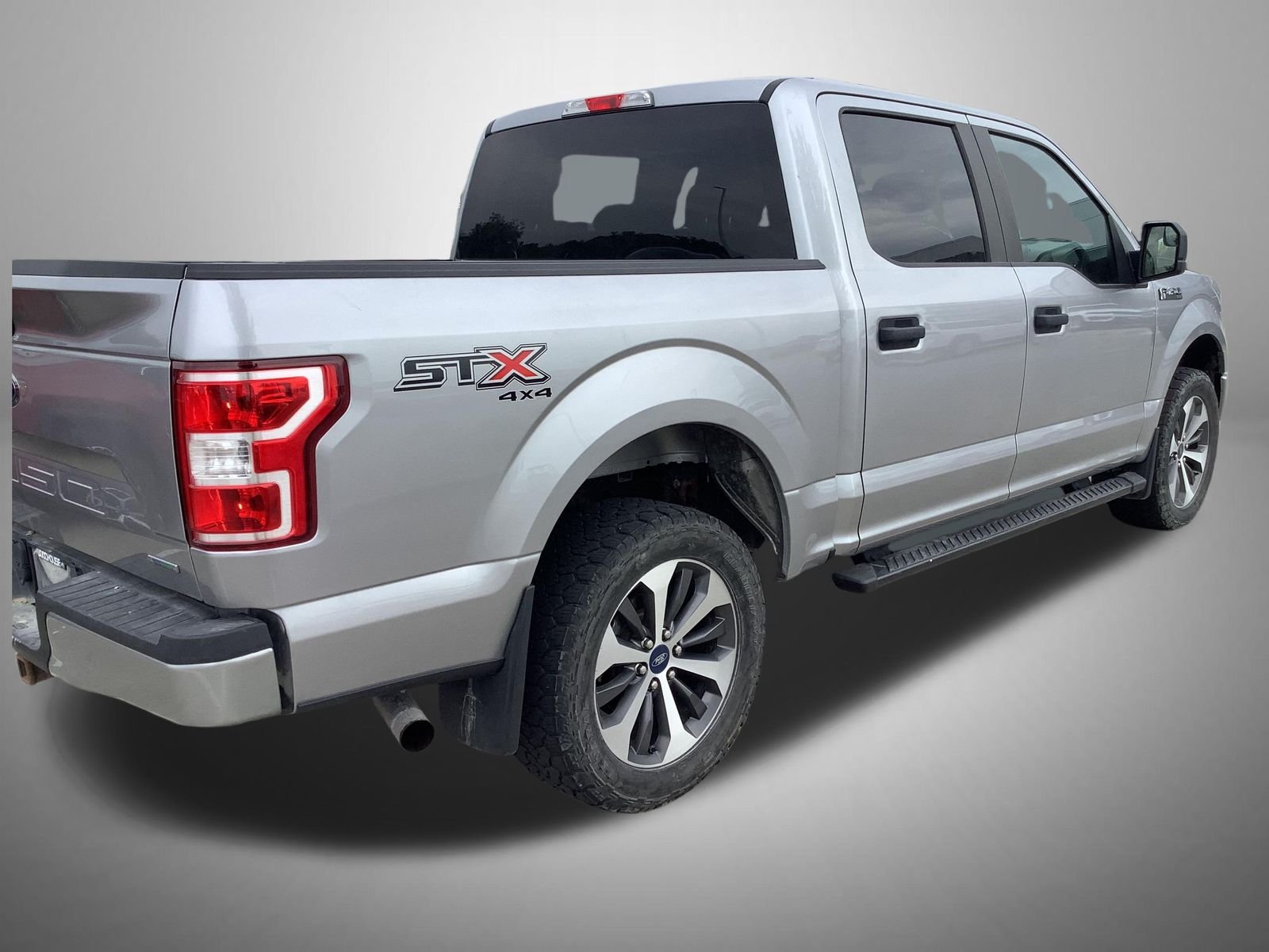Used 2020 Silver Ford XL image 4