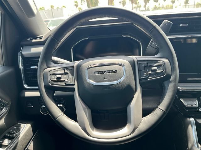 Used 2025 Sterling Metallic GMC Denali image 17