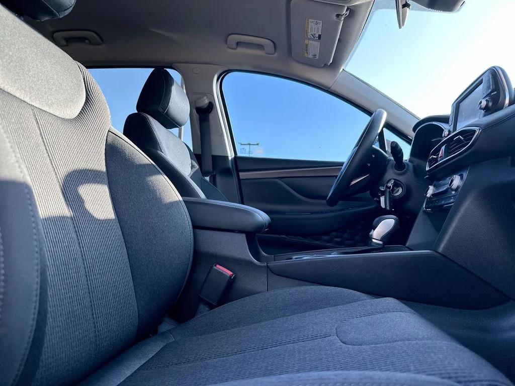 Used 2020 Brown Hyundai SE image 14