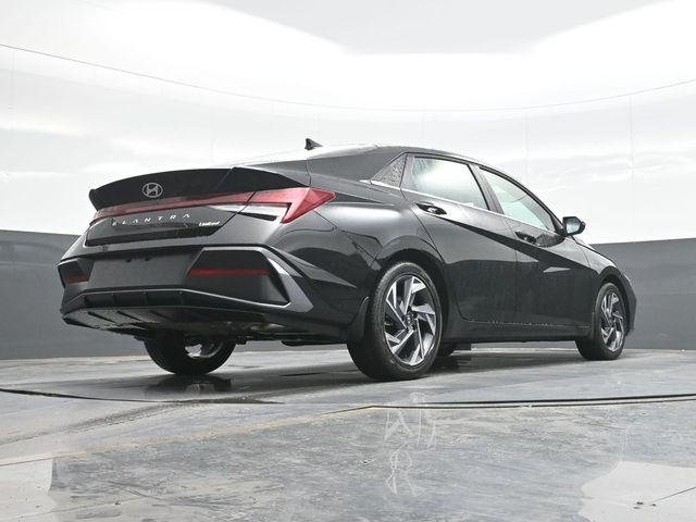 New 2026 Black Hyundai Limited image 26