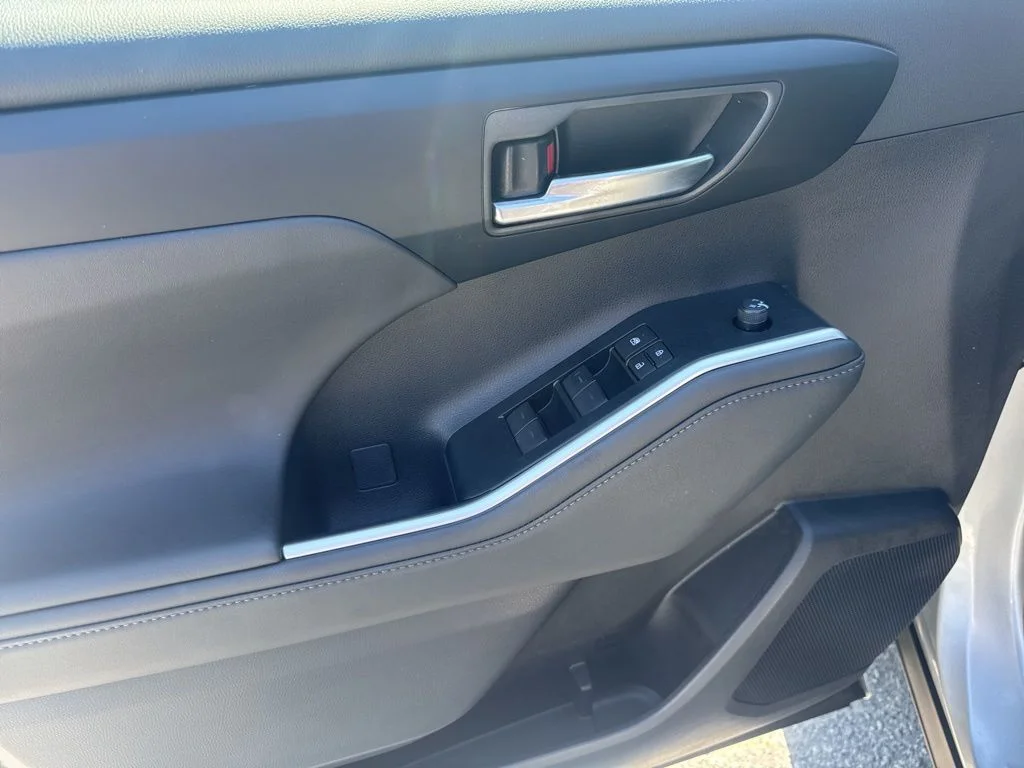 Used 2025 Gray Toyota XSE image 25