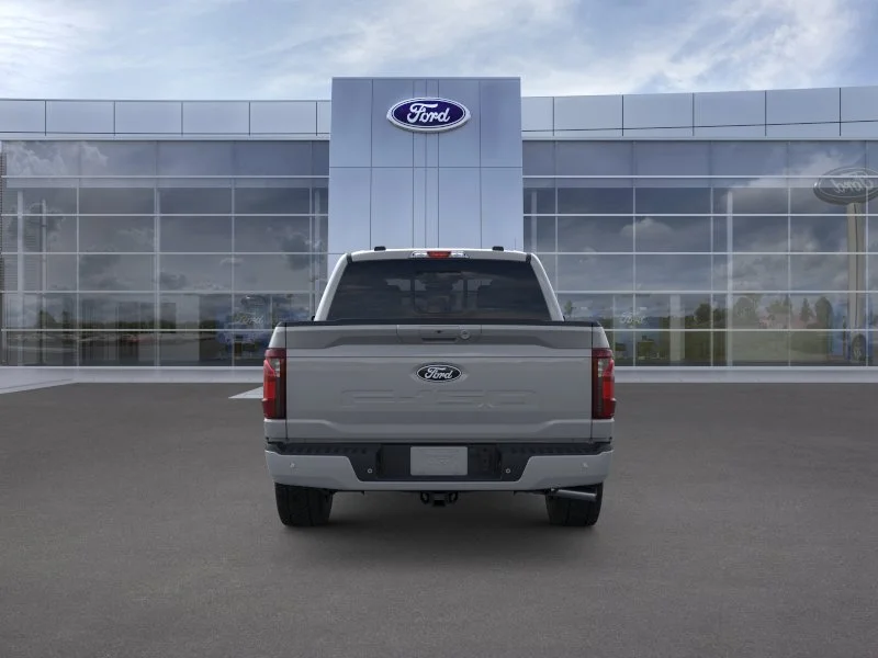 New 2026 Avalanche Ford XLT image 5