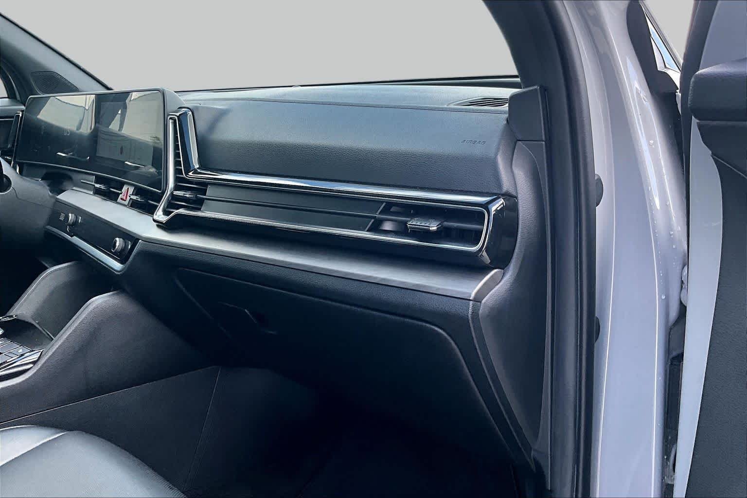 Used 2023 Wolf Gray Kia X-Line image 17