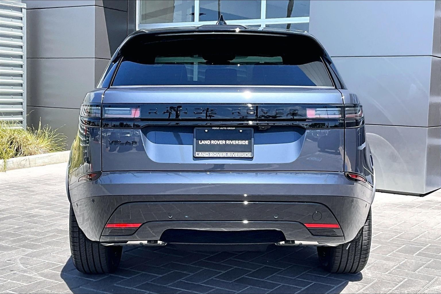 New 2026 Varesine Blue Land Rover Dynamic SE image 4