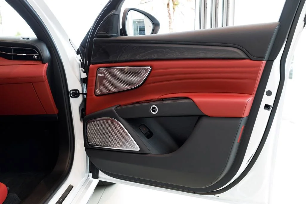 Used 2023 Bianco Maserati Modena image 14
