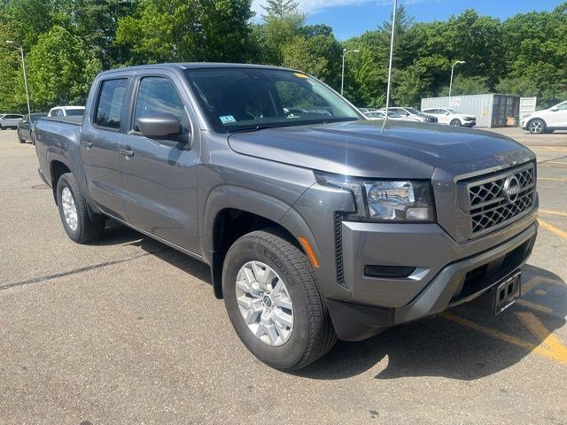 2022 Nissan Frontier SV Crew Cab 4X4 SWB's photo