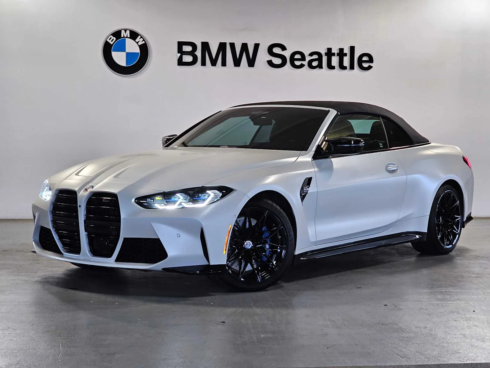 2022 BMW M4 Convertible