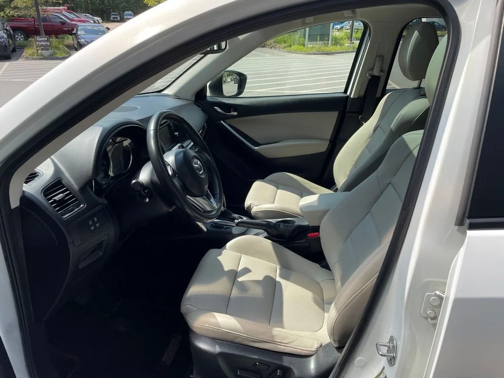 Used 2015 White Mazda Grand Touring image 11