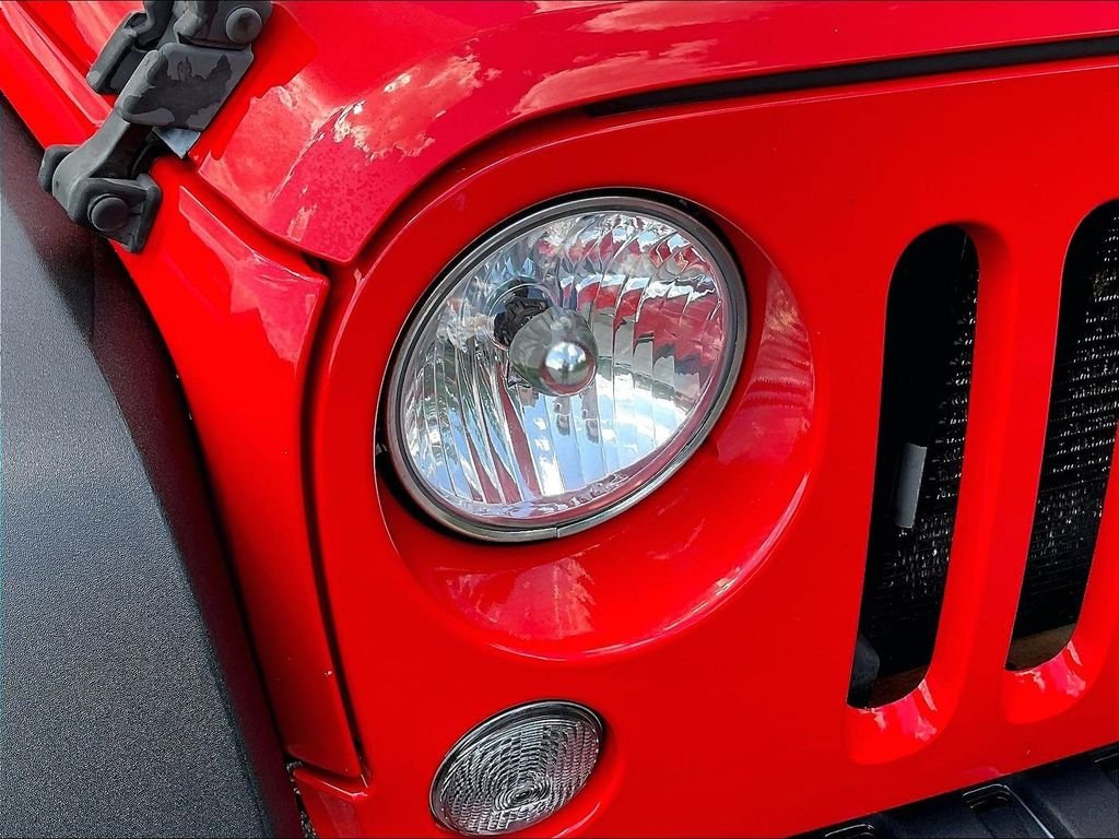 Used 2017 Red Jeep Unlimited Sport image 28