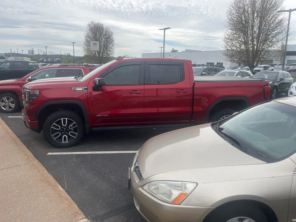 2025 GMC Sierra 4WD Crew Cab Short Box AT4's photo