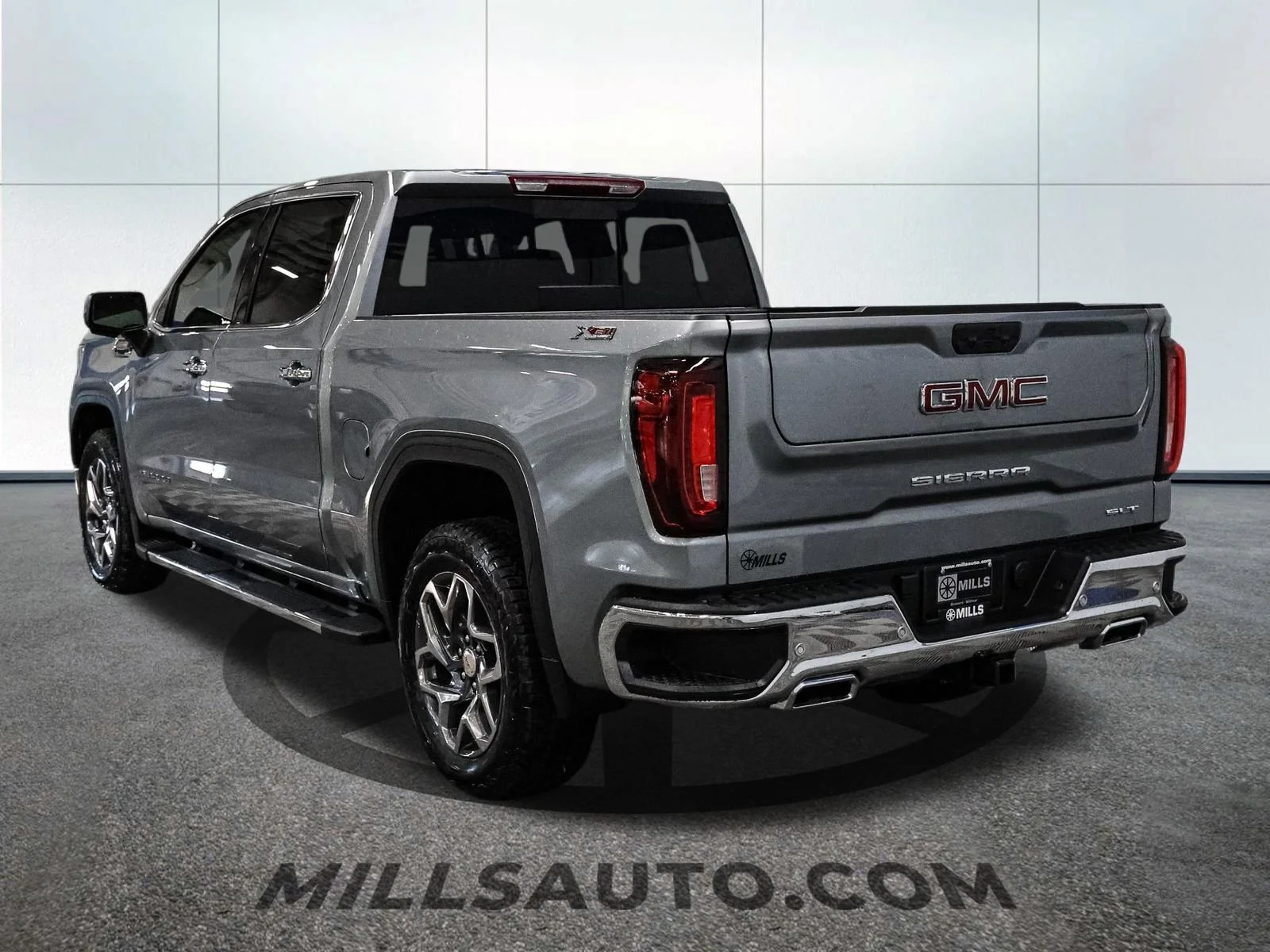 New 2026 Sterling Metallic GMC SLT image 5