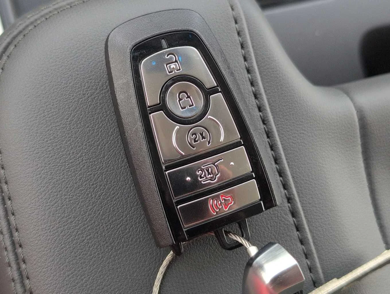 New 2027 Glacier Gray Metallic Tri-Coat Ford Active image 26