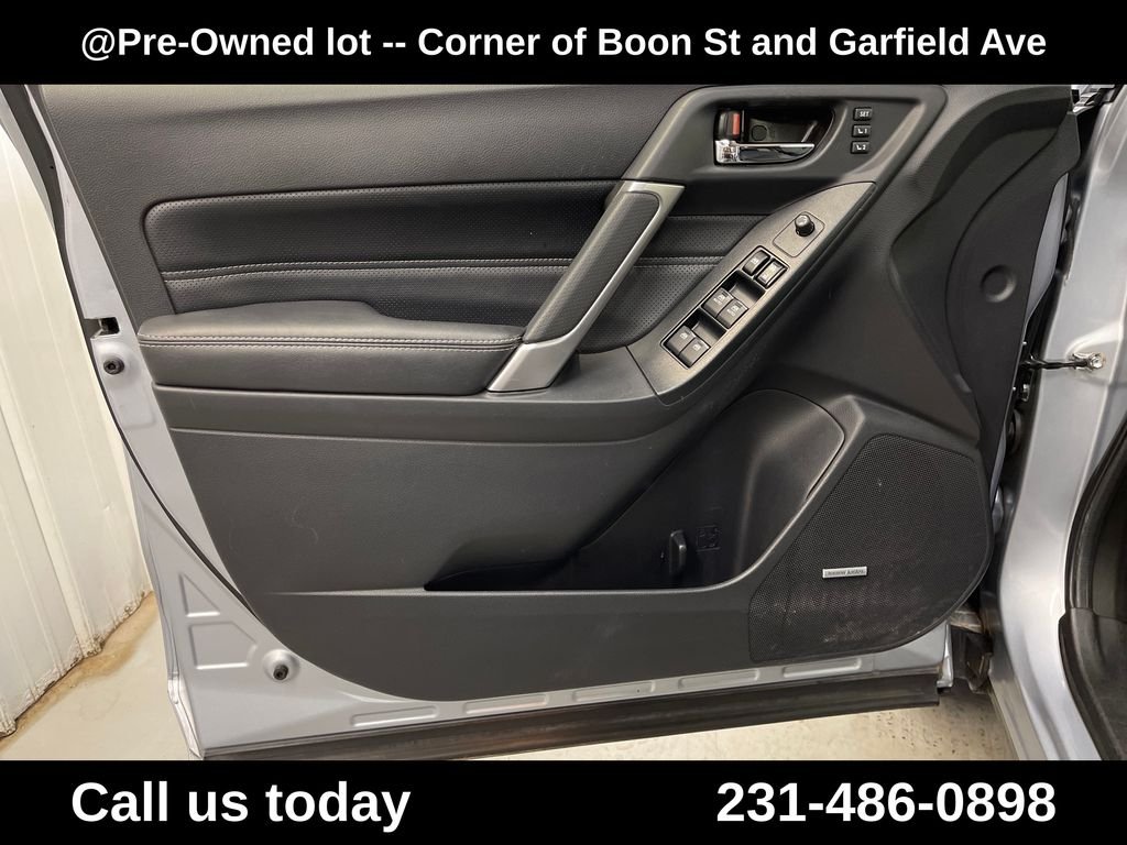 Used 2017 Silver Subaru 2.5i Touring image 15