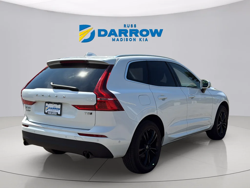 Used 2019 Crystal White Pearl Volvo T5 Momentum image 5