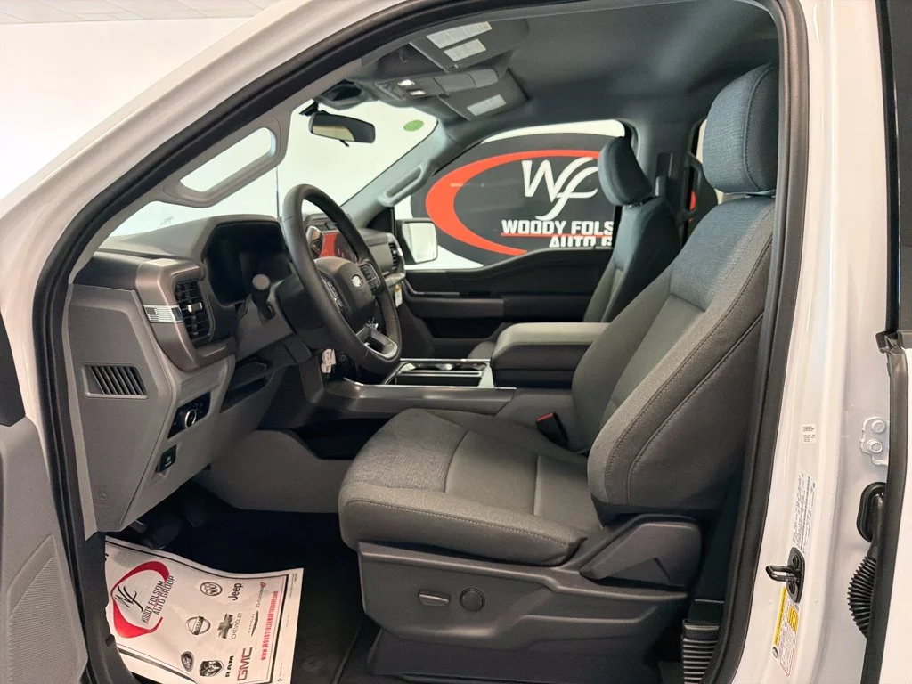 New 2026 Oxford White Ford XLT image 10