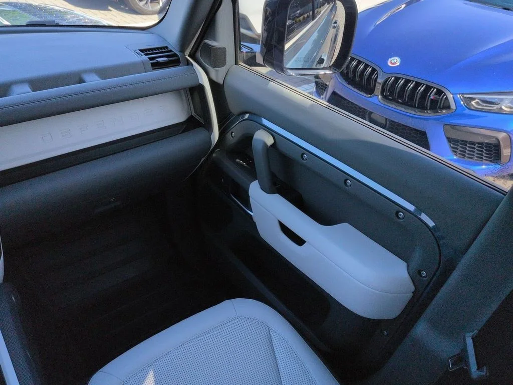 Certified Used 2025 Blue Land Rover S image 16