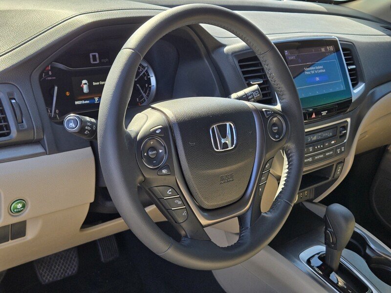 Used 2017  Honda EX-L image 19
