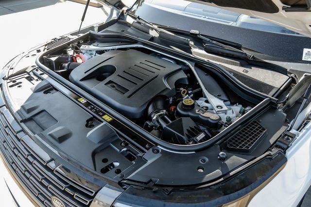 Used 2022 Fuji White Land Rover SE image 65