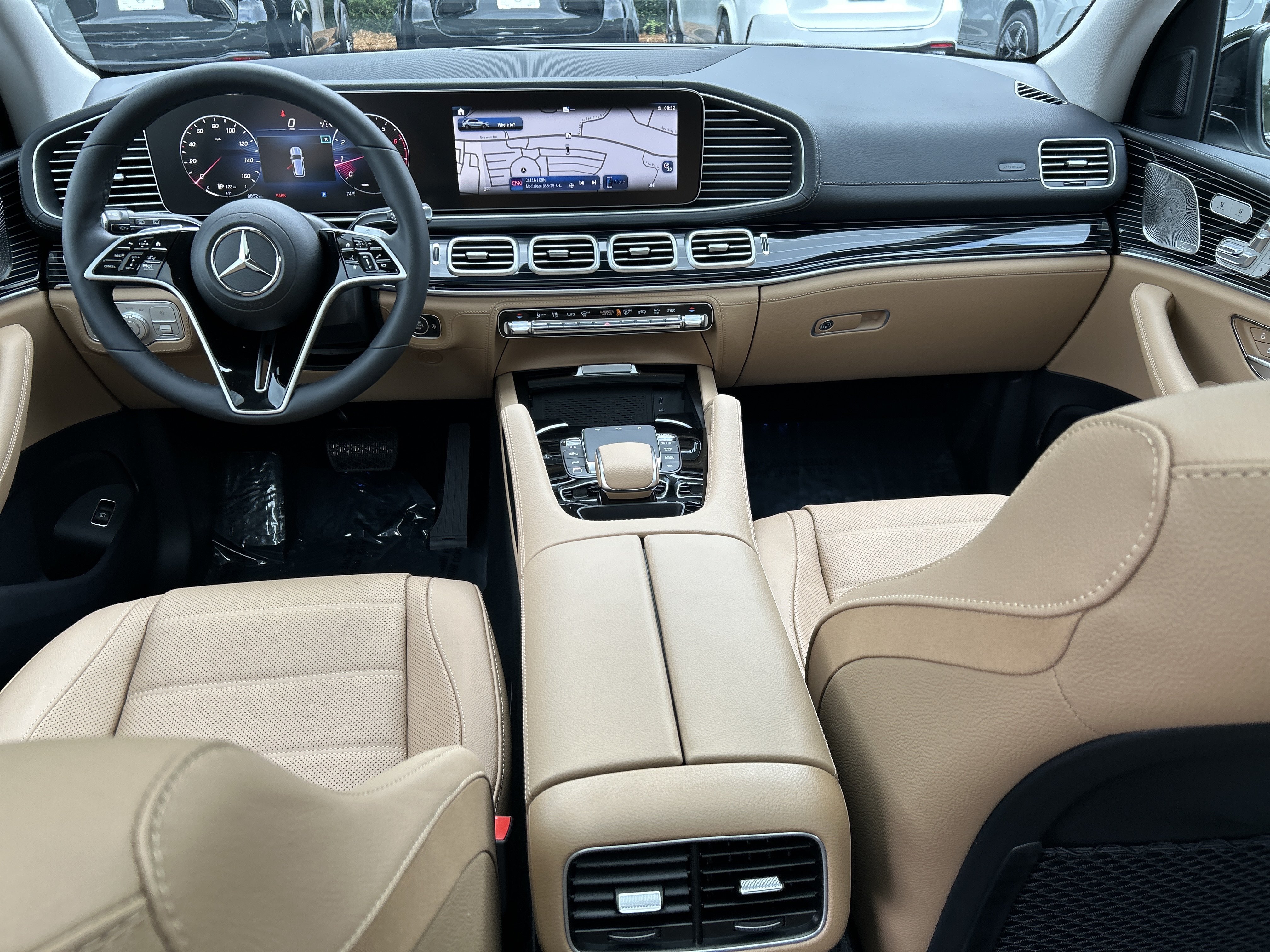 New 2026 MANUFAKTUR Moonlight White Metallic Mercedes-Benz GLE 450 4MATIC® SUV image 22