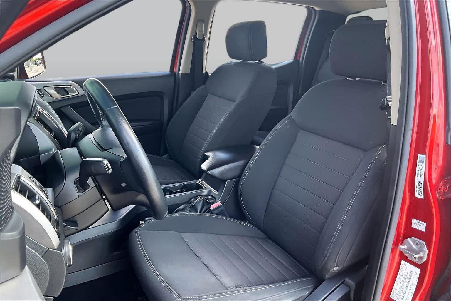 Used 2019 Hot Pepper Red Metallic Tinted Clearcoat Ford XLT image 7