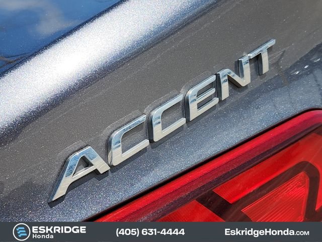 Used 2019 Gray Hyundai SE image 11