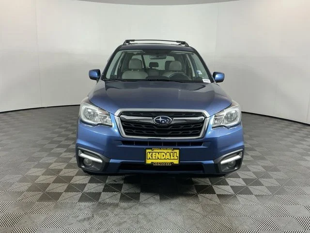 Used 2018 Blue Subaru 2.5i Limited image 2