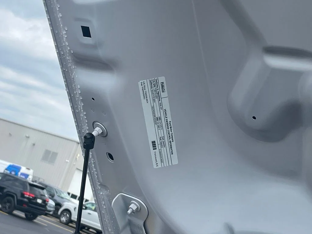 New 2026 Oxford White Ford F-250® XLT image 27