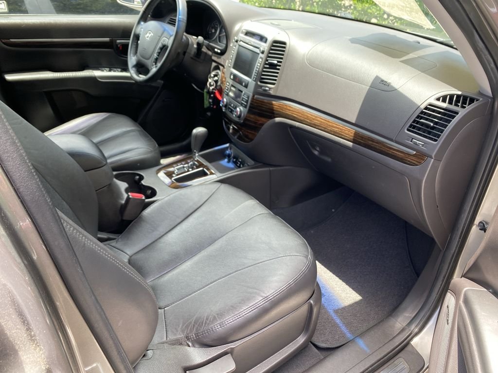 Used 2011 Gray Hyundai Limited image 29