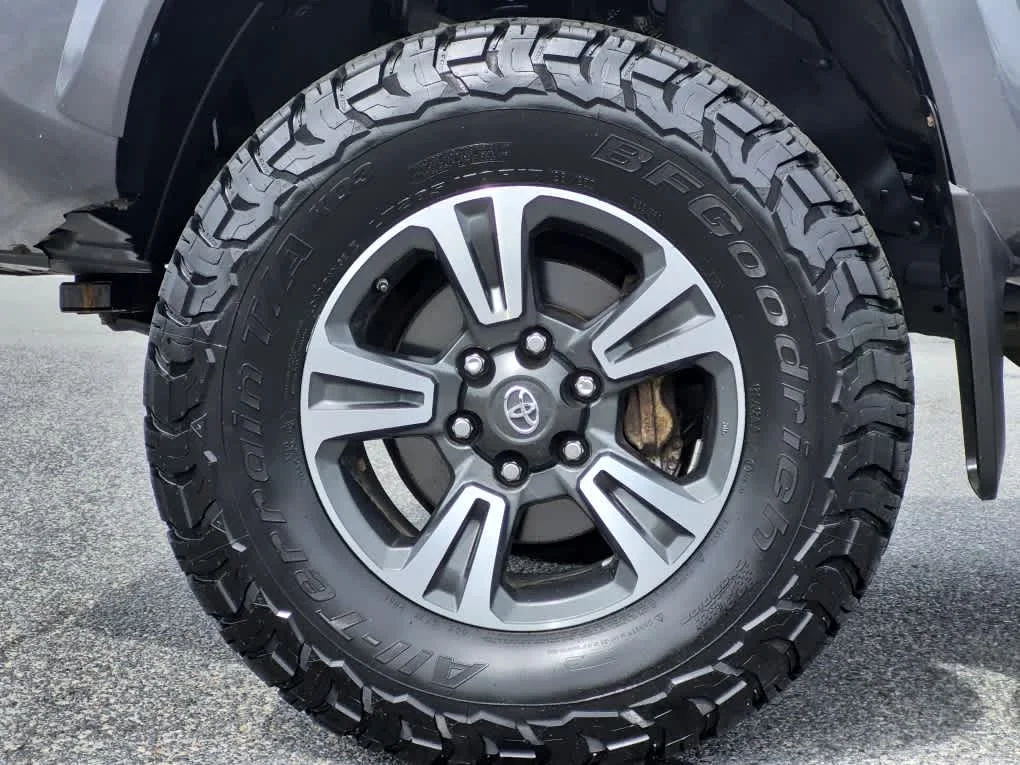 Used 2016 Magnetic Gray Metallic Toyota TRD Sport image 8