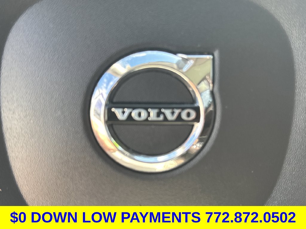 Used 2020 White Volvo T6 Inscription image 18