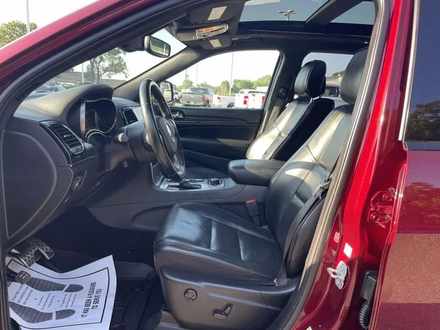 Certified Used 2020 Velvet Red Pearlcoat Jeep High Altitude image 18