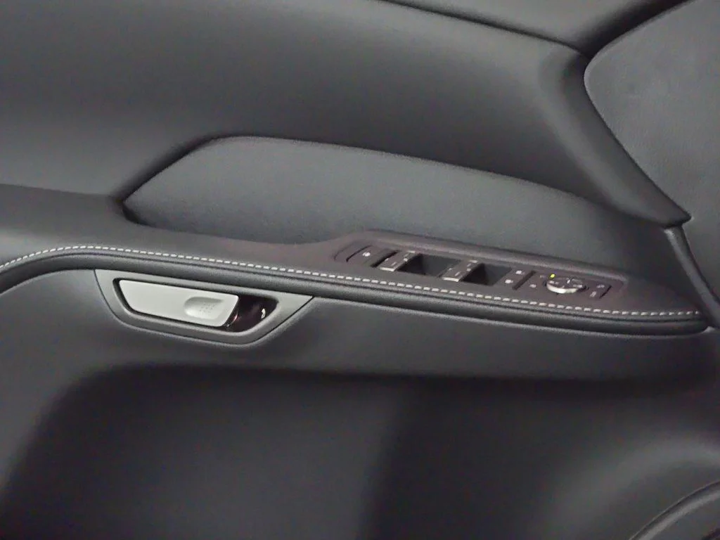 New 2026 Iridium Lexus PREMIUM PLUS image 26