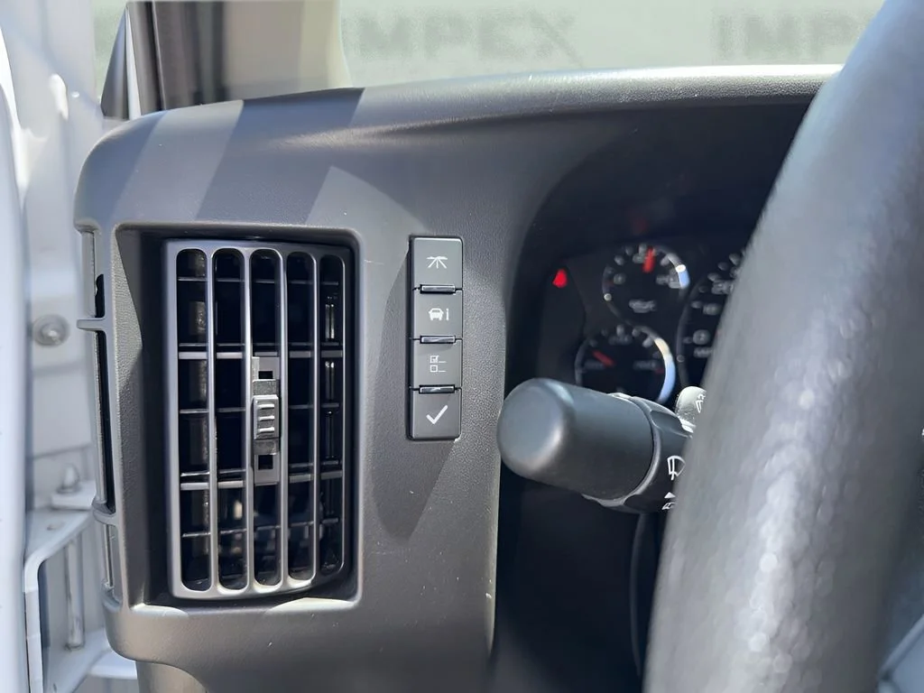 Used 2024 Summit White Chevrolet WT image 19