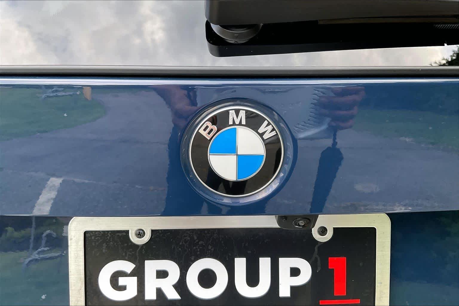New 2026 Night Dusk Blue Metallic BMW xDrive28i image 15