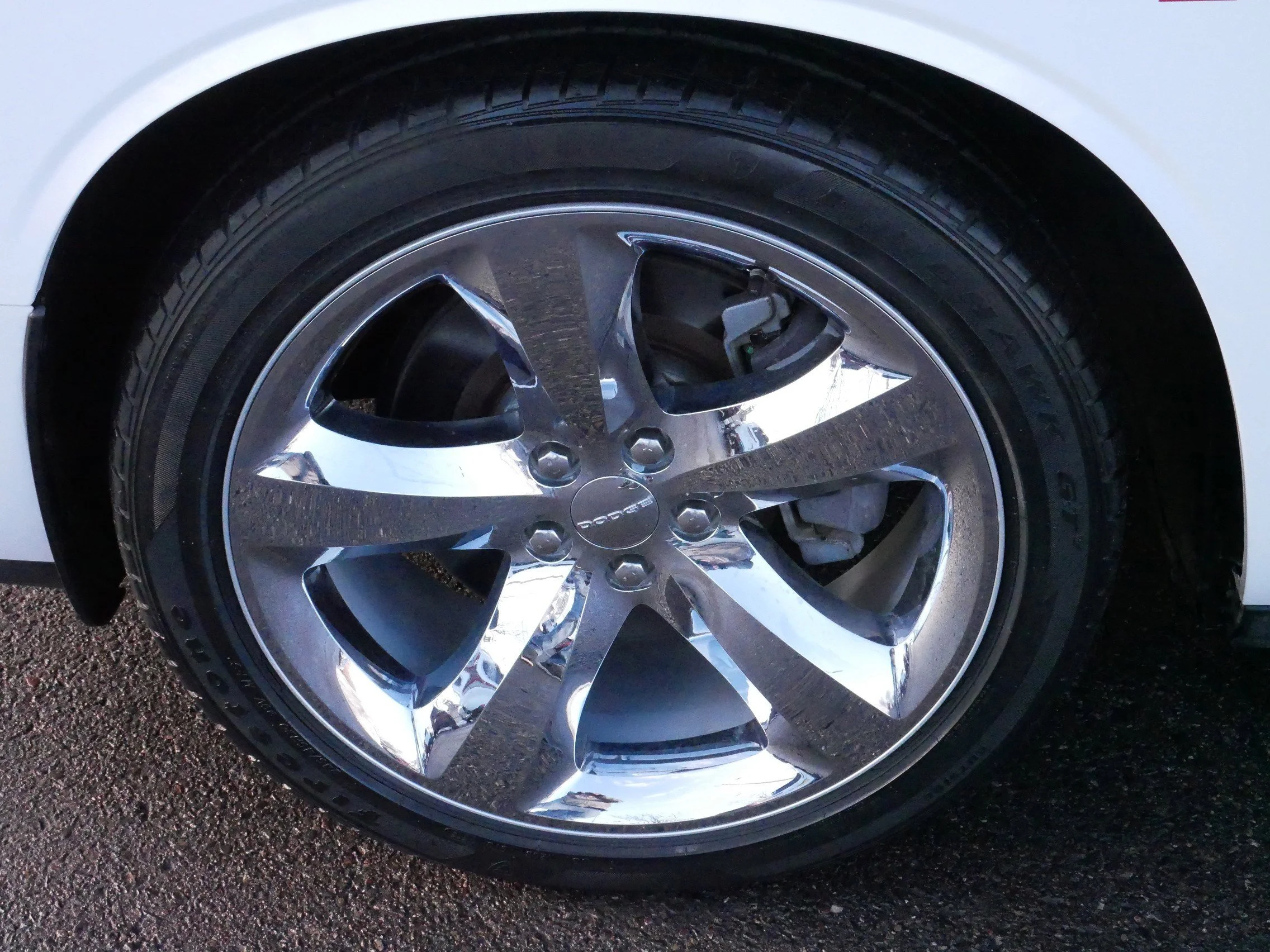 Used 2013 Bright White Dodge R/T image 15