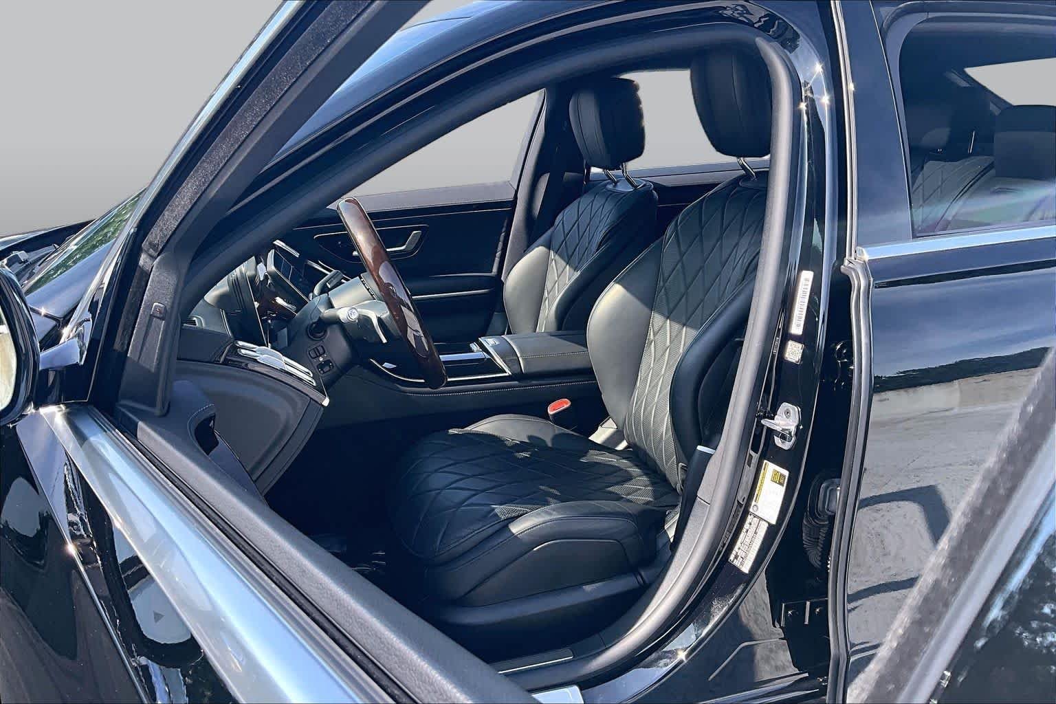 Used 2021 Obsidian Black Mercedes-Benz S 580 image 8