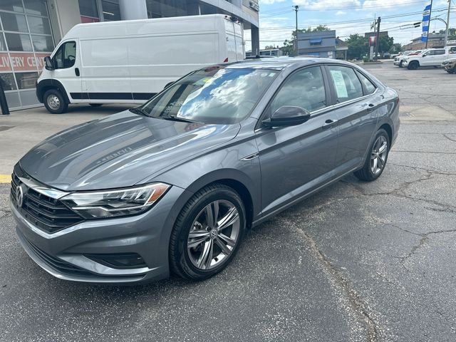 Used 2021 Gray Volkswagen R-Line image 11