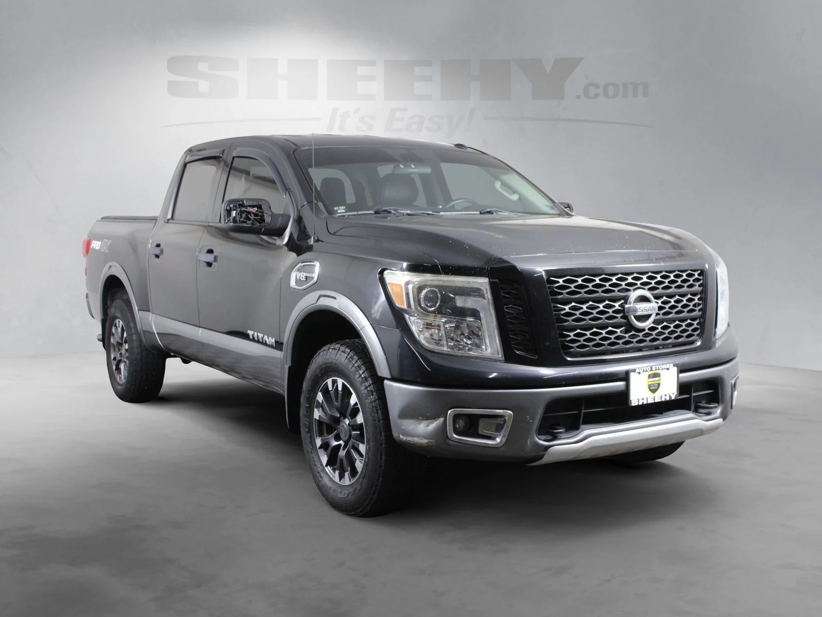 Used 2017 Black Nissan PRO-4X image 2