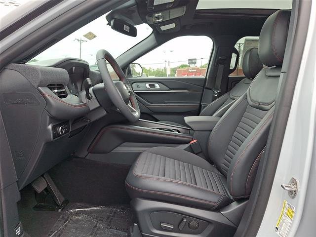 New 2026 Space White Metallic Ford ST-Line image 26