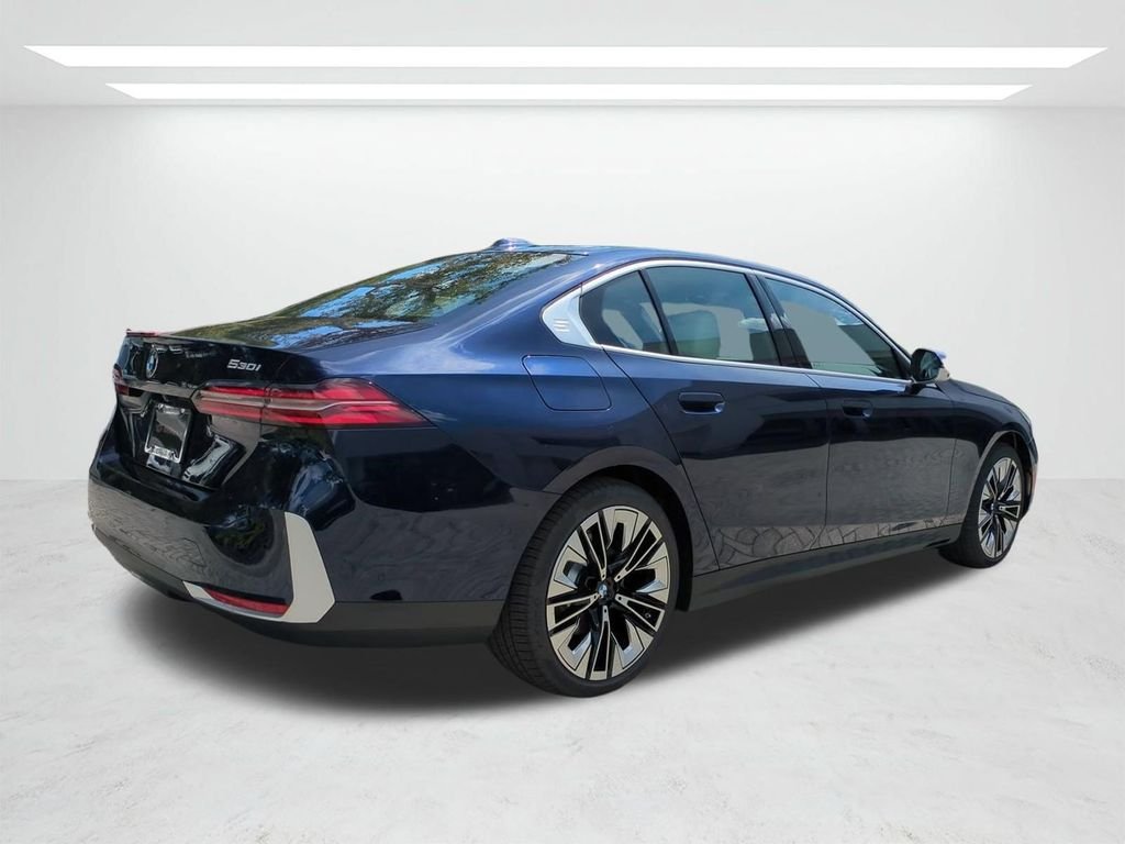 New 2027 Blue BMW 530i xDrive image 4