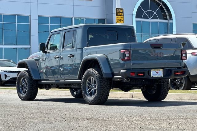 New 2026 Anvil Clear-Coat Exterior Paint Jeep Mojave image 5