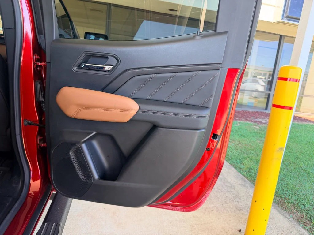 Used 2025 Red GMC AT4 image 15