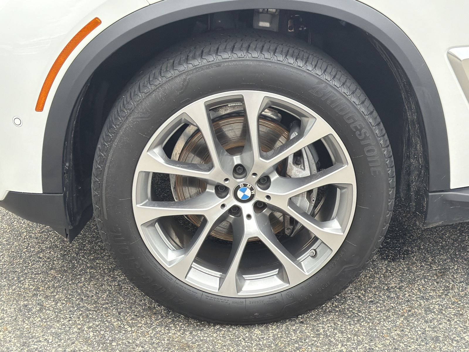 Used 2026 White BMW xDrive40i image 41