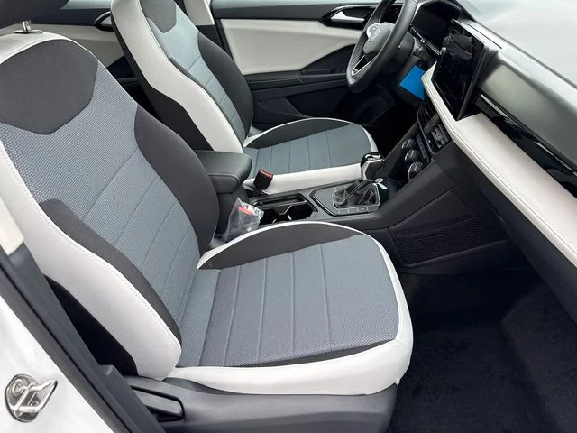 New 2026 Pure White Volkswagen 1.5T S image 16