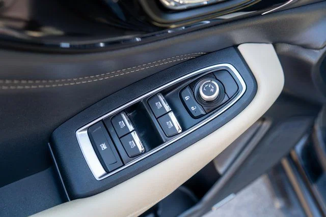 Used 2025 Black Subaru Limited image 21