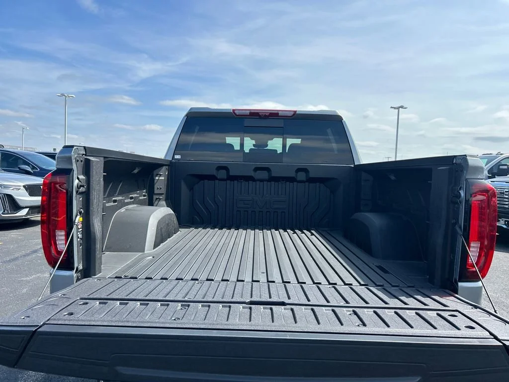 New 2026 Sterling Metallic GMC AT4 image 38