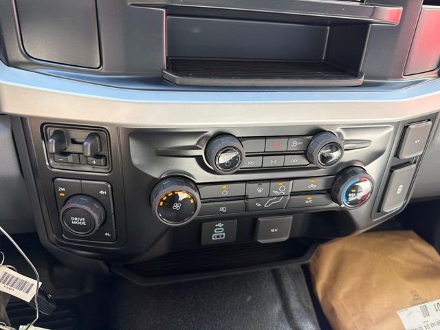 New 2026 Oxford White Ford F-350® XL image 14